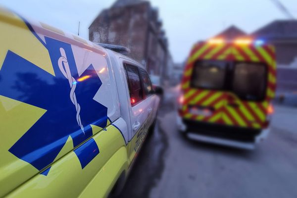 La jeune fille de 20 ans, percutée par une moto qui participait à un rodéo sauvage à Glisy près d'Amiens, n'a pas survécu à ses blessures. (illustration)