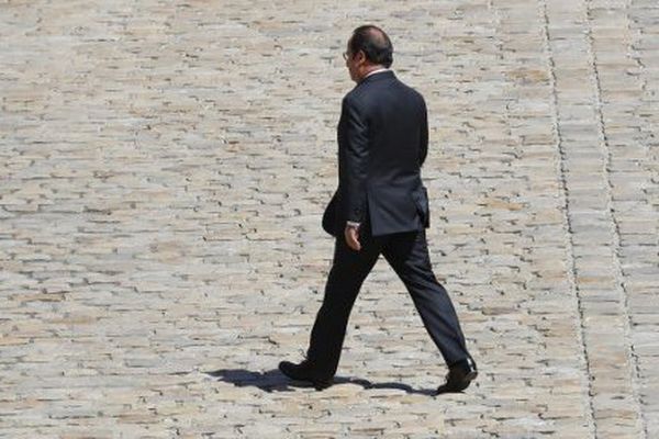 François Hollande photographié à l'hôtel des Invalides le 7 juillet 2016.  