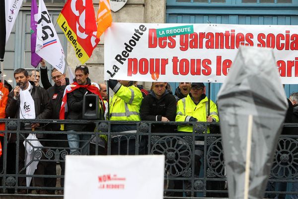  Manifestation des salaries de la Redoute à Lille.