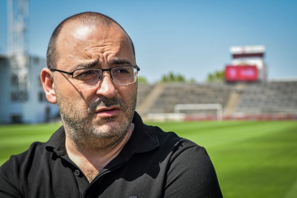 Coup de tonnerre au Nîmes olympique: le président et propriétaire Rani Assaf aurait annoncé son départ.