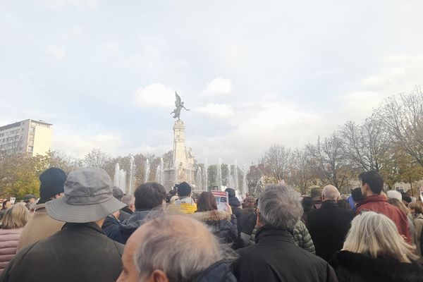 Les manifestants place de la République dimanche 12 novembre contre l'antisémitisme