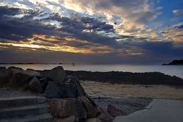 Soleil couchant à Terenez 