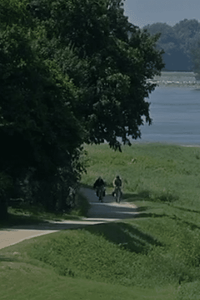 Un chemin sur le parcours de La Loire à Vélo