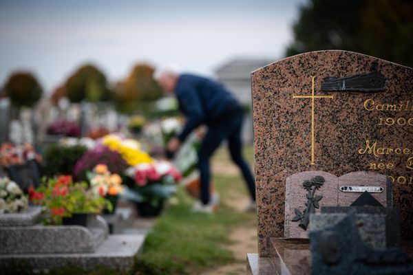 Illustration/ Durant deux jours, les vivants vont rendre hommage à leurs disparus dans les cimetières de tout le pays. 