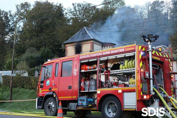 Un homme de 87 ans est décédé dans l'incendie d'un pavillon à Saint-Saëns (Seine-Maritime), vendredi 25 octobre 2025.