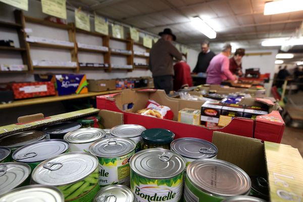 Pendant l'épidémie de coronavirus, les associations caritatives ont modifié leur mode de distribution. 