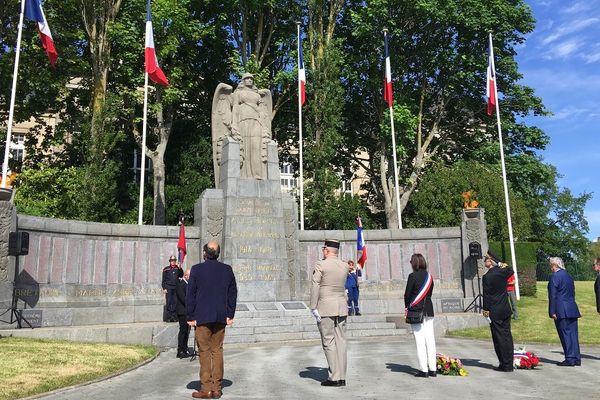 Commémorations du 8 mai 1945 : ni public, ni anciens combattants. Ici à Saint-Brieuc dans les Côtes d'armor 