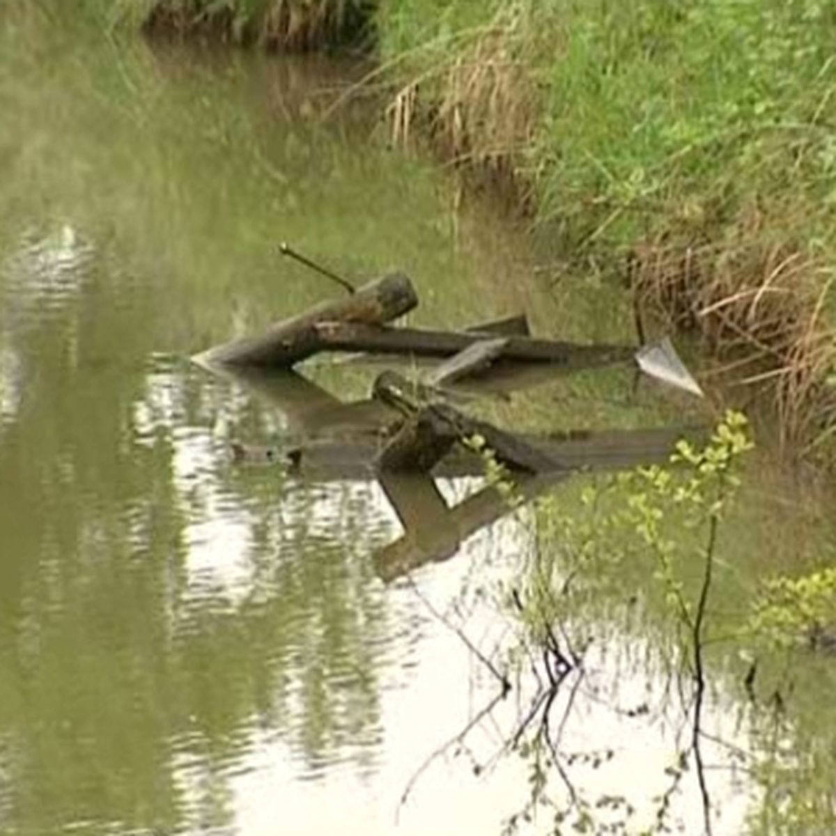 Nievre Le Cadavre D Un Homme A Ete Retrouve Coule Dans Du Beton