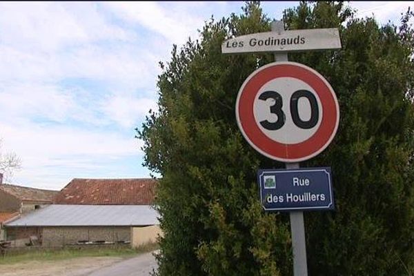  Le corps du nourrisson a été retrouvé dans un cabanon au lieu-dit Les Godinauds, dans la commune de Bignac (16)