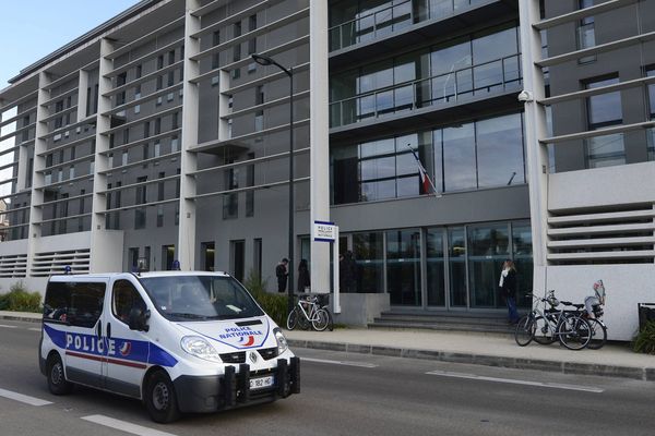 Le commissariat Waldeck-Rousseau à Nantes