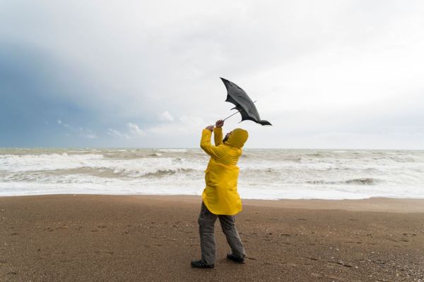 Ca va souffler ! Cramponnez vous à votre parapluie...