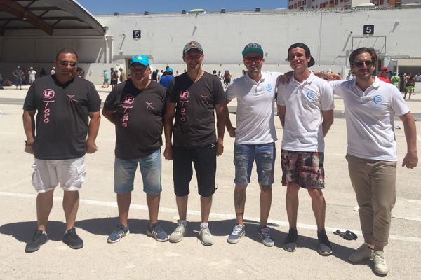 Les deux équipes Messonnier et Berni lors du deuxième tour de la Marseillaise