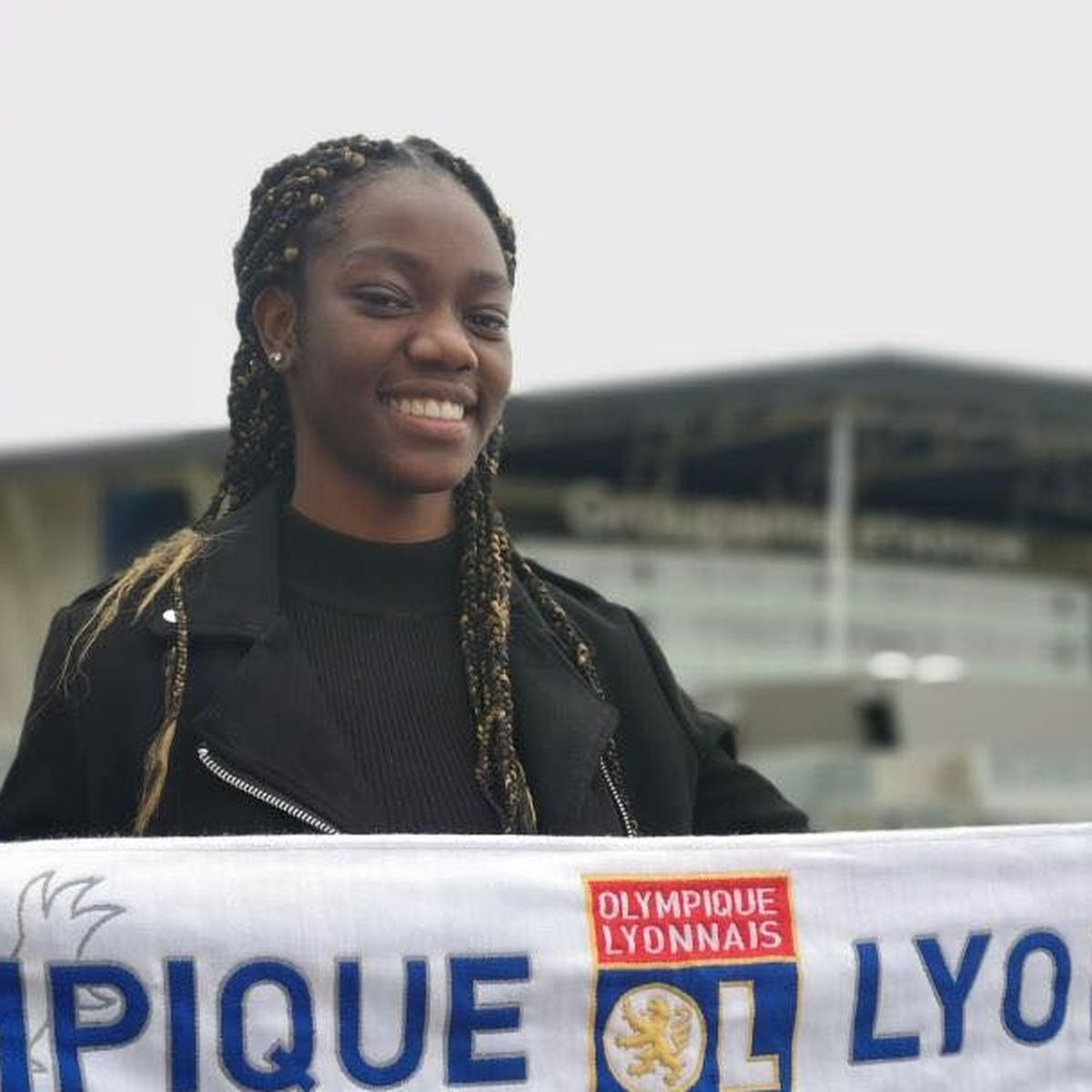 Foot Au Feminin La Creilloise De 18 Ans Naomie Feller A Signe Avec L Olympique Lyonnais