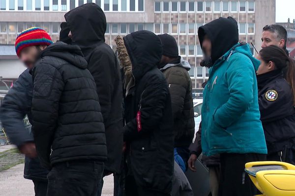 13 migrants ont été rapatriés au port de Dunkerque dans la matinée du 22 janvier.