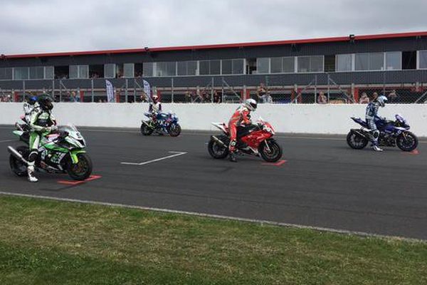 Superbike au Vigeant aujourd'hui