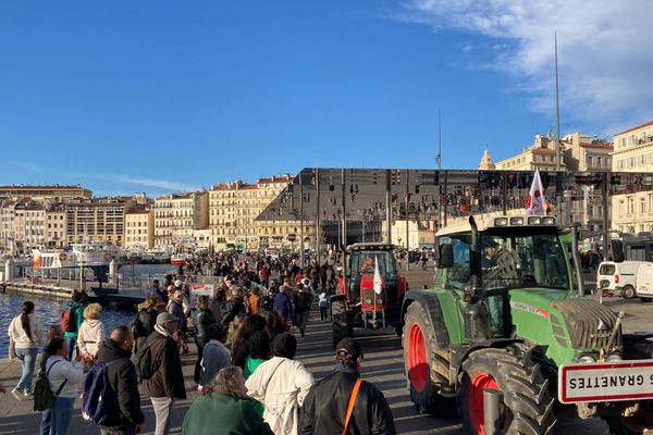 Les agriculteurs sur le Vieux-Port