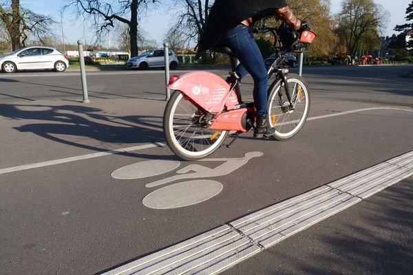 Le nombre de cyclistes a largement baissé dans la Métropole européenne de Lille (MEL) en 2023, avec une chute de 6,6 %.