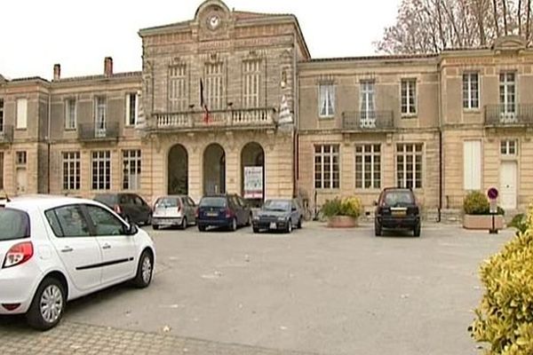 Lavérune (Hérault) - la mairie - décembre 2013.