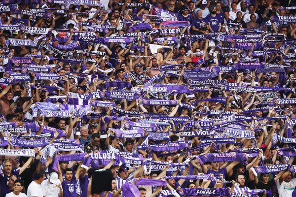 Des hooligans russes se seraient incrustés à un match TFC-Nantes, le 18 août 2024.