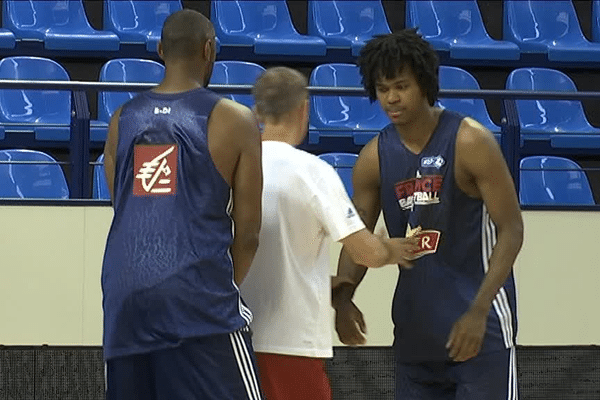 Les Bleus à l'entrainement à Pau