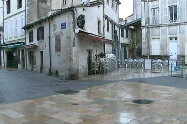 La place de la Cour du Temple à La Rochelle