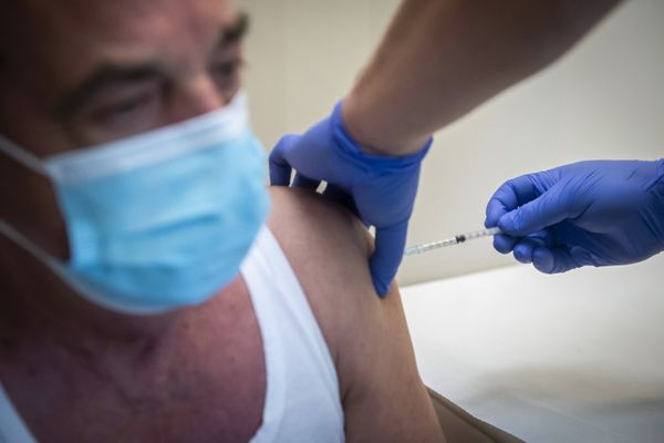 2560 médecins normands vont commencer à vacciner leurs patients le 25 février