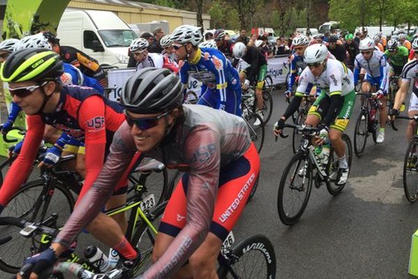 Le grand départ du Tour de Bretagne 2015 de Pontchâteau (44)