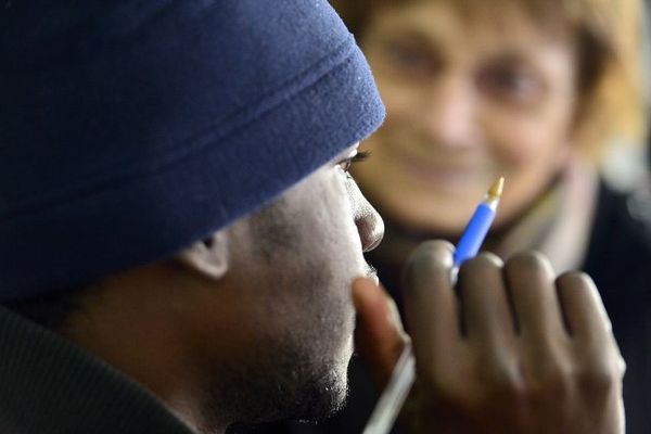 La solidarité des riverains envers les migrants du squat du presbytère Saint-Médard à nantes