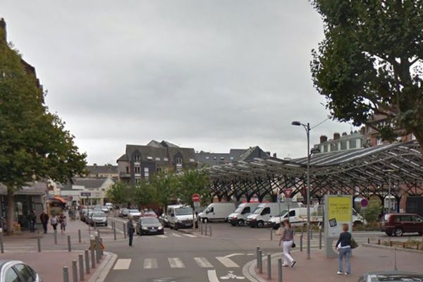 La place des Emmurées à Rouen