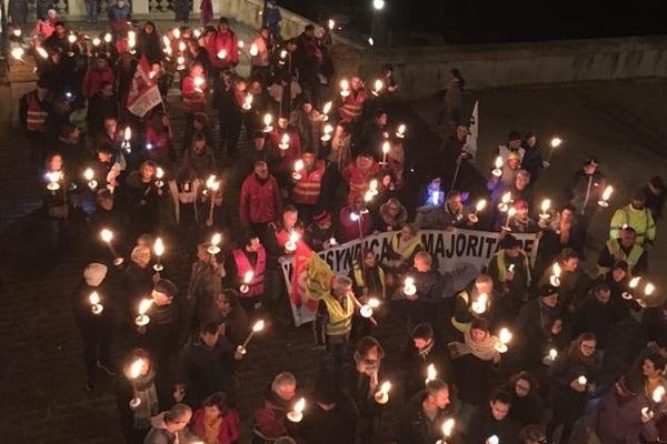 Près de 300 personnes ont participé jeudi soir à la retraite aux flambeaux à Auch