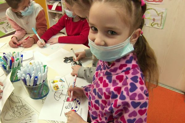 Les enfants ukrainiens s'intègrent très facilement aux activités proposées par le centre de loisirs de La Roche-Chalais