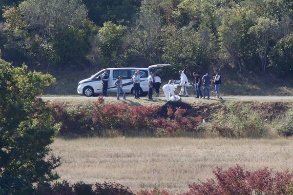 Le 24 septembre 2017, au petit matin, les pompiers ont découvert le corps calciné de Myriam Fedou Bonsirven, en bordure de la départementale 221, entre Roullens et Lavalette dans l'Aude.