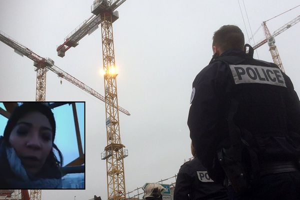 A Lille, ce mercredi matin. En haut de la grue, la maman de deux enfants handicapés.