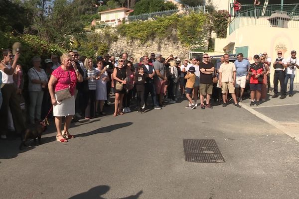 Rassemblement de 150 personnes à Menton contre le projet de centre d'accueil pour mineurs isolés