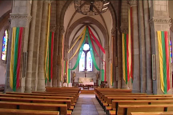 L'église de Guéret, drapée pour des Ostensions qu'elle n'avait plus connu depuis 1953 !