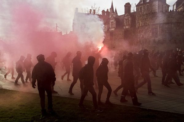 Des affrontements violents ont éclaté en fin de manifestation.