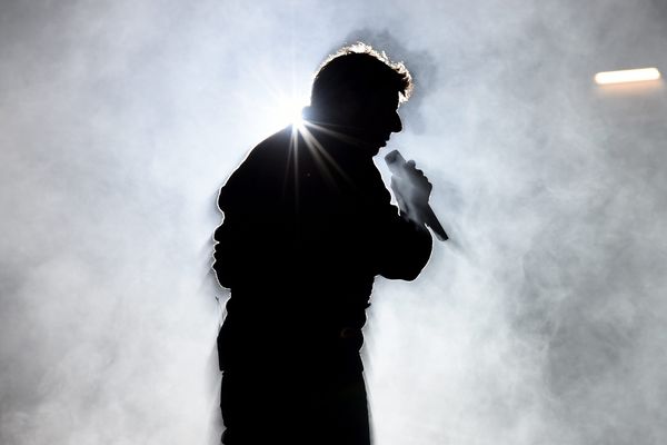 Patrick Bruel Au Stade Pierre Mauroy De Lille Revivez Le Concert Evenement En Videos