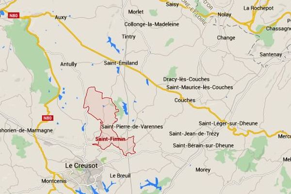 Deux motards sont morts dans une collision avec une auto sur la commune de Saint-Firmin, en Saône-et-Loire, mercredi 12 août 2015.