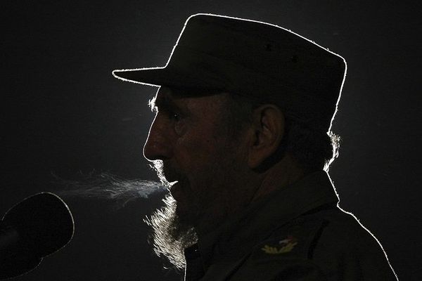 Le père de la Révolution Cubaine Fidel Castro est mort le 25 novembre 2016. Durant plus de cinquante ans de combats politiques, il a défié 11 présidents américains.
