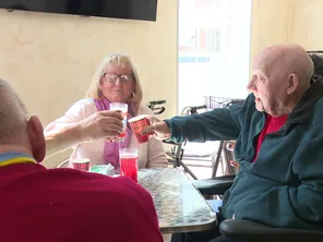 Ouvert il y a un an et demi, le bistrot de l'Ehpad Georges Dumont à Abbeville est une réussite.