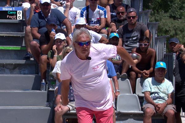 Mondial La Marseillaise à pétanque, Marco Foyot pendant son quart de finale face à Dylan Cano. 