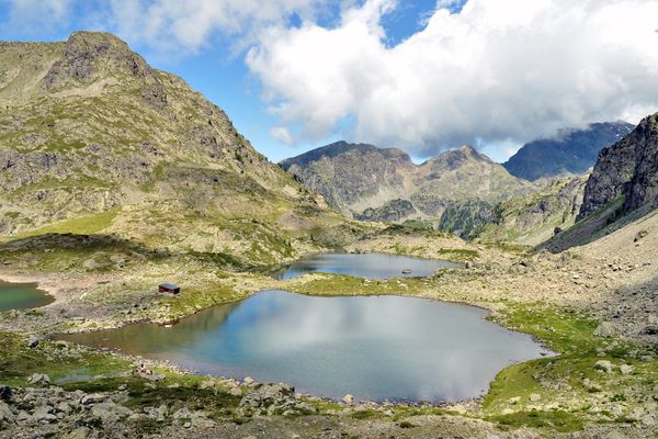 Les lacs Robert à proximité de Chamrousse, sont longés par le tracé de ce nouveau GR. 