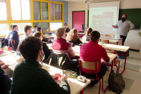 Le lycée agricole d'Yvetot ferme uniquement ses cours en présentiel pour les lycéens, les BTS et les apprentis restent sur le campus.