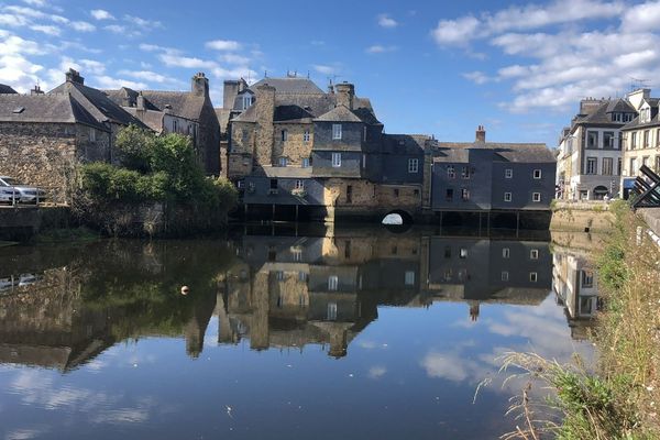 Le pont de Rohan à Landerneau classé au titre des Monuments historiques.