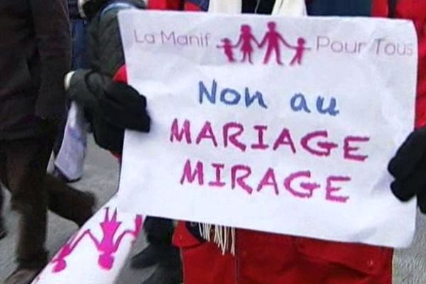 Le cortège partira à 15 heures, place Pierre Gautier, devant le palais préfectoral.