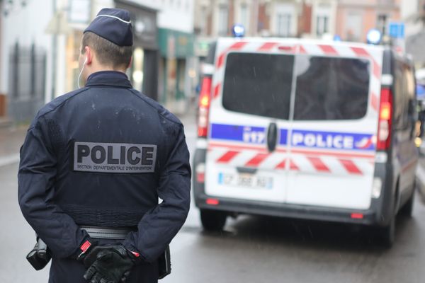 Un policier à Mulhouse, en janvier 2020.