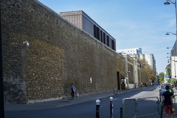 Un tunnel a été découvert dans la même rue que celle de la prison de la Santé.