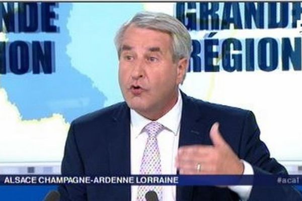 Philippe Richert est la tête de liste de la Grande Région pour l'union de la Droite et du Centre (LR-UDI-MoDem) aux élections régionales de décembre 2015.