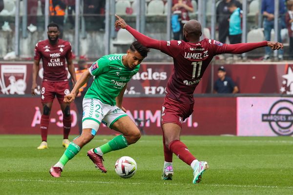 Les grenats se sont battus jusqu'au bout mais ils s'inclinent finalement face aux verts qui retrouvent leur place en ligue 1.