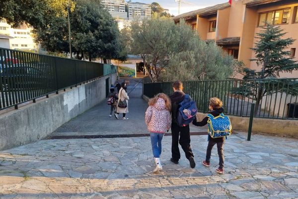 La rentrée se fait sans problèmes à l'école de l'Annonciade malgré l'appel à la grève.